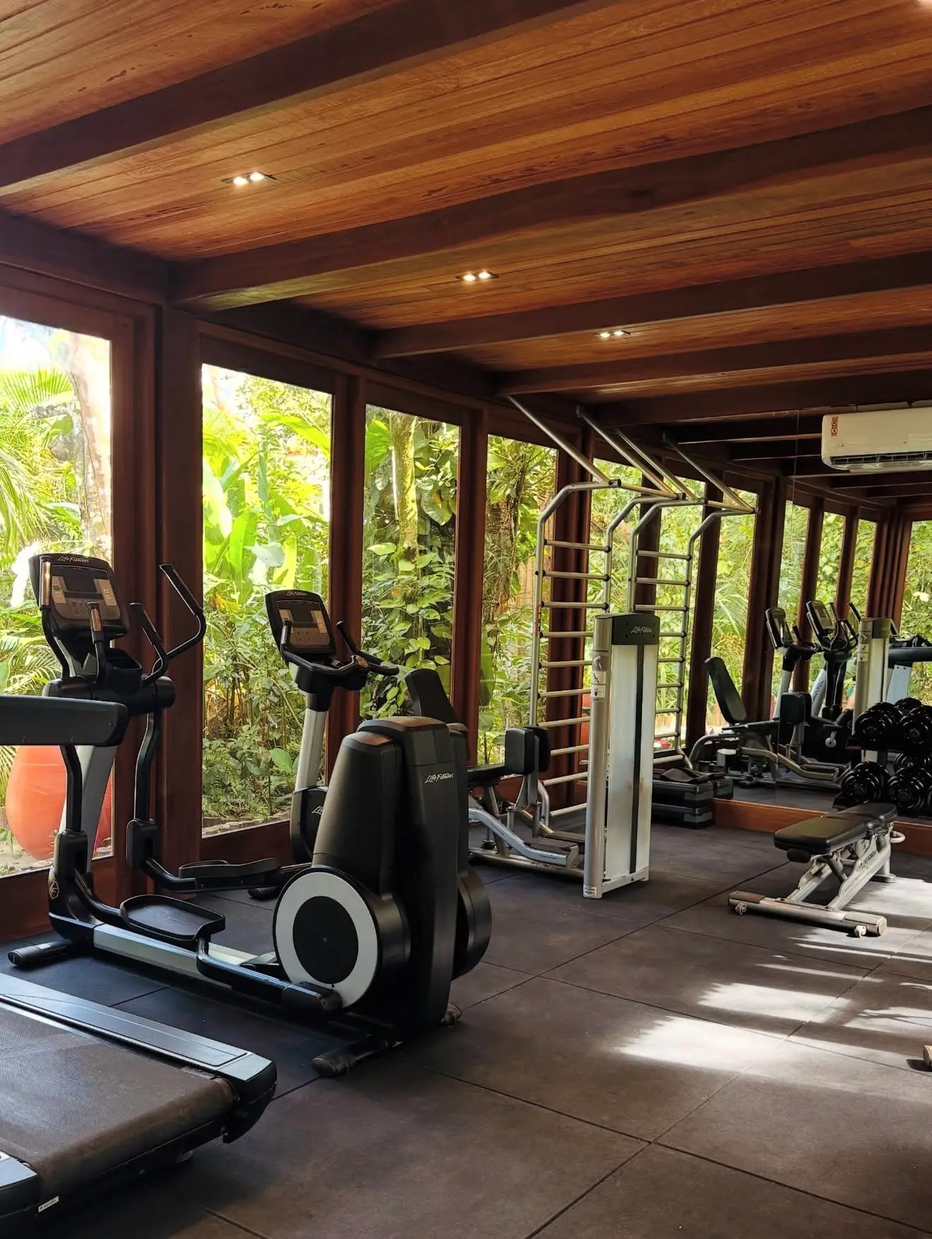 Academia Amaia Trancoso Hotel boutique pé na areia em Trancoso